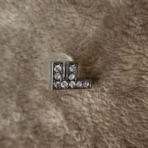 💥 5/$15 Croc Charm